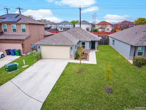 915 Dunlap Crossing San Antonio TX 78245