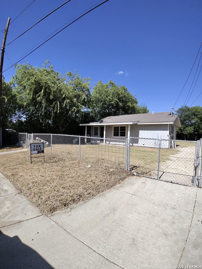 2306 Valencia San Antonio TX 78237