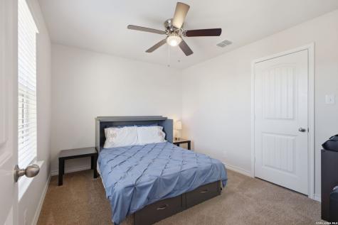 4834 Forward Swing San Antonio TX 78261