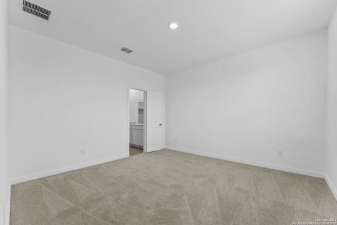 6607 Titan Park Converse TX 78109