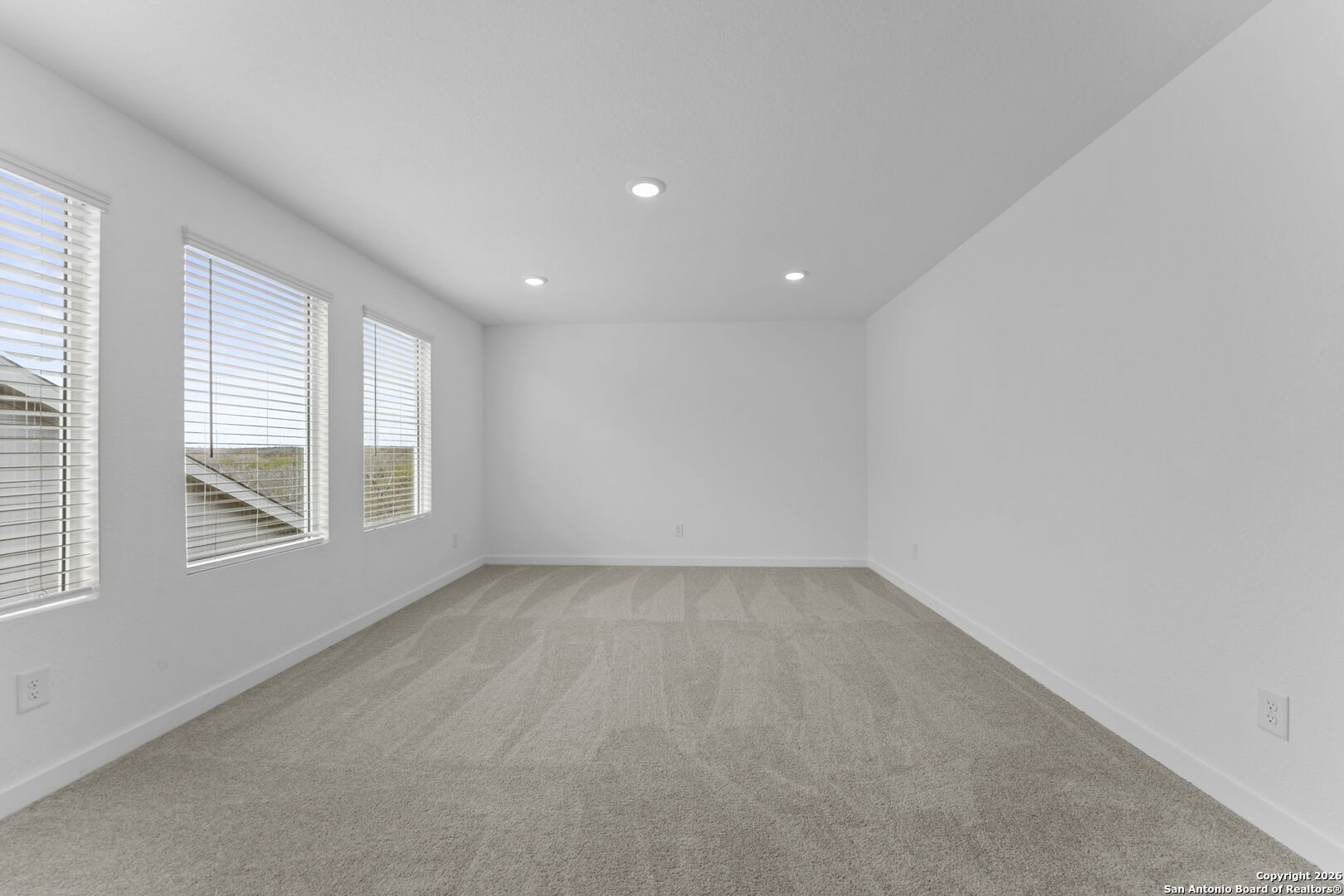 6607 Titan Park Converse TX 78109