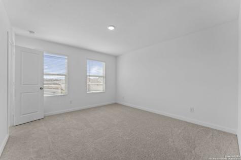 6607 Titan Park Converse TX 78109
