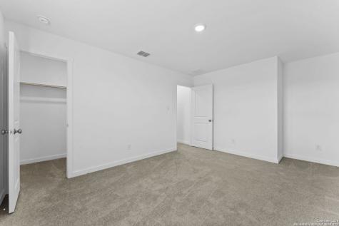 6607 Titan Park Converse TX 78109