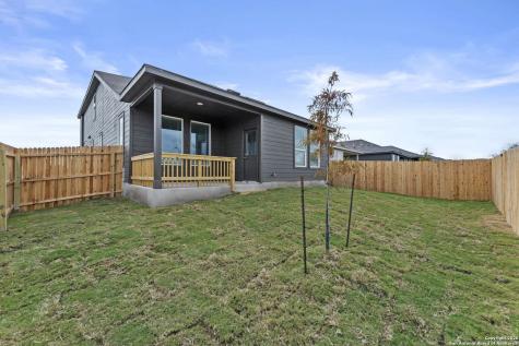 6607 Titan Park Converse TX 78109