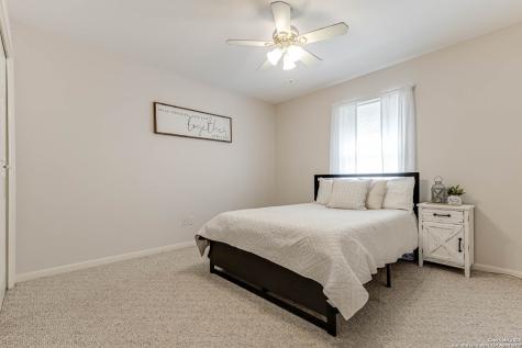 206 Tipperary Lane Floresville TX 78114