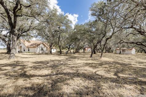 206 Tipperary Lane Floresville TX 78114