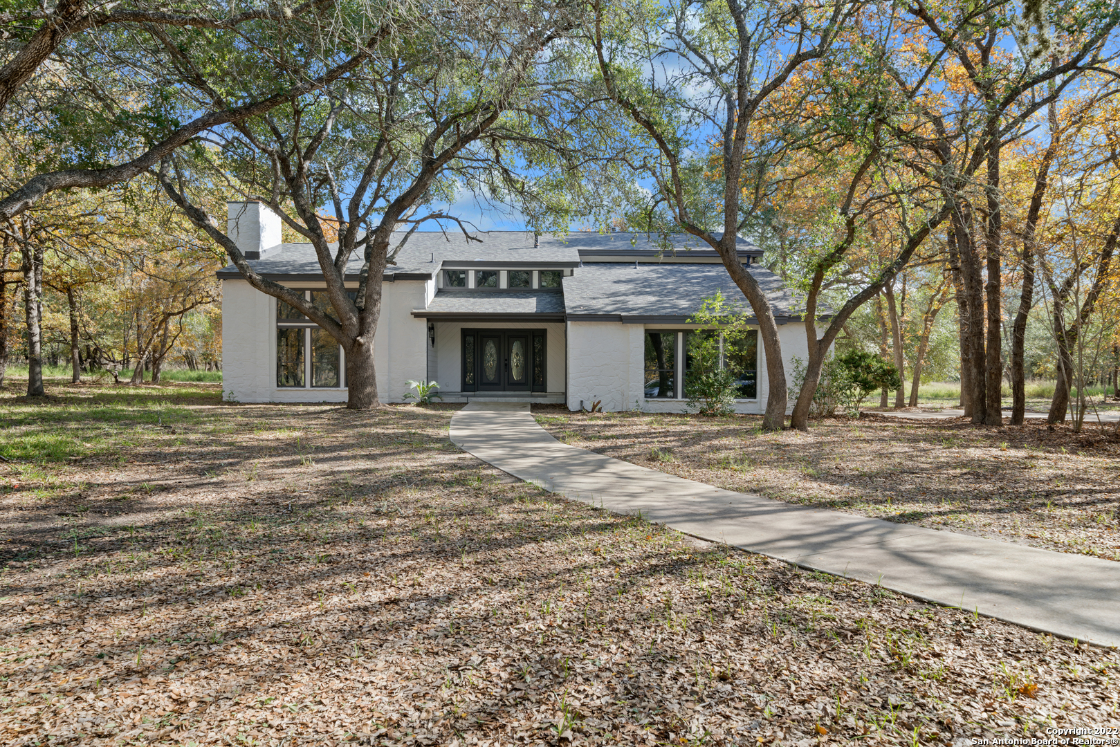 2083 Bentwood Drive Floresville TX 78114