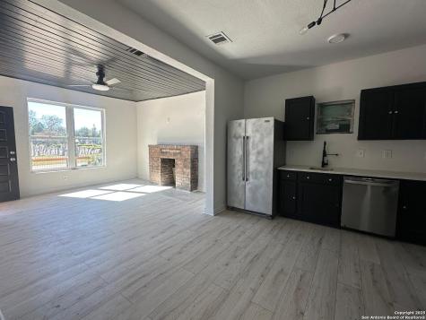 1431 Crockett San Antonio TX 78202