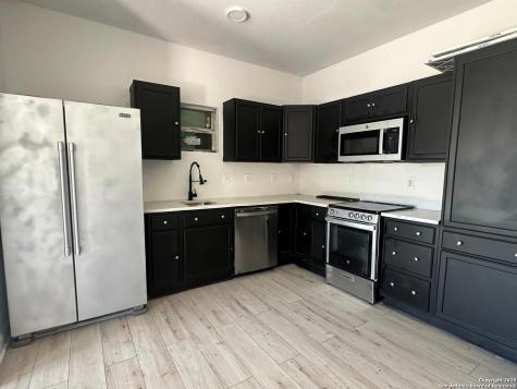 1431 Crockett San Antonio TX 78202