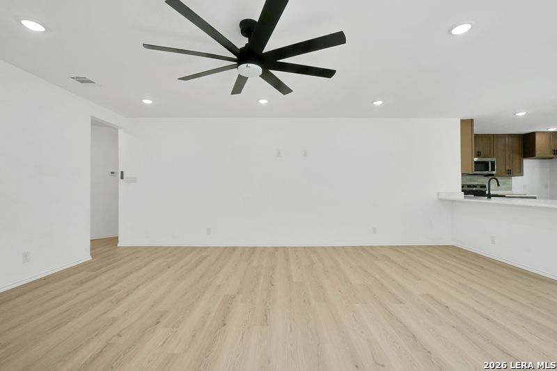 7530 Oriental Trail San Antonio TX 78244