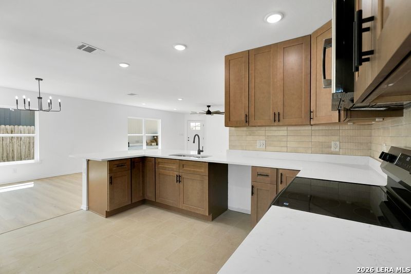 7530 Oriental Trail San Antonio TX 78244