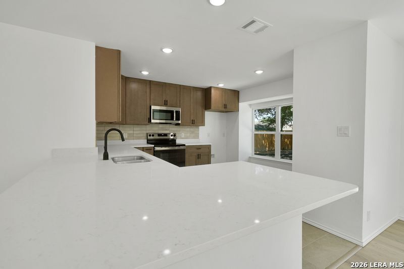7530 Oriental Trail San Antonio TX 78244