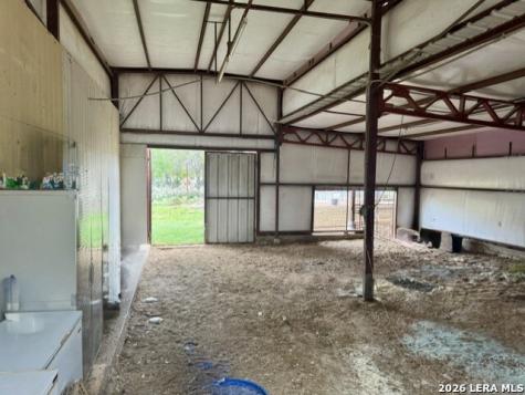 81 Stevens Road Somerset TX 78069