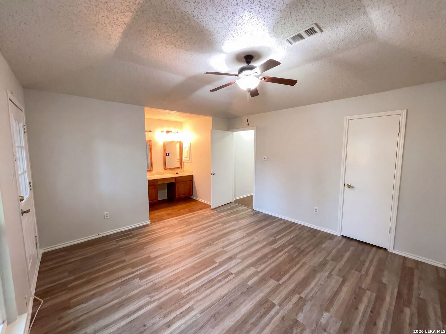 9511 Elm Glen San Antonio TX 78250