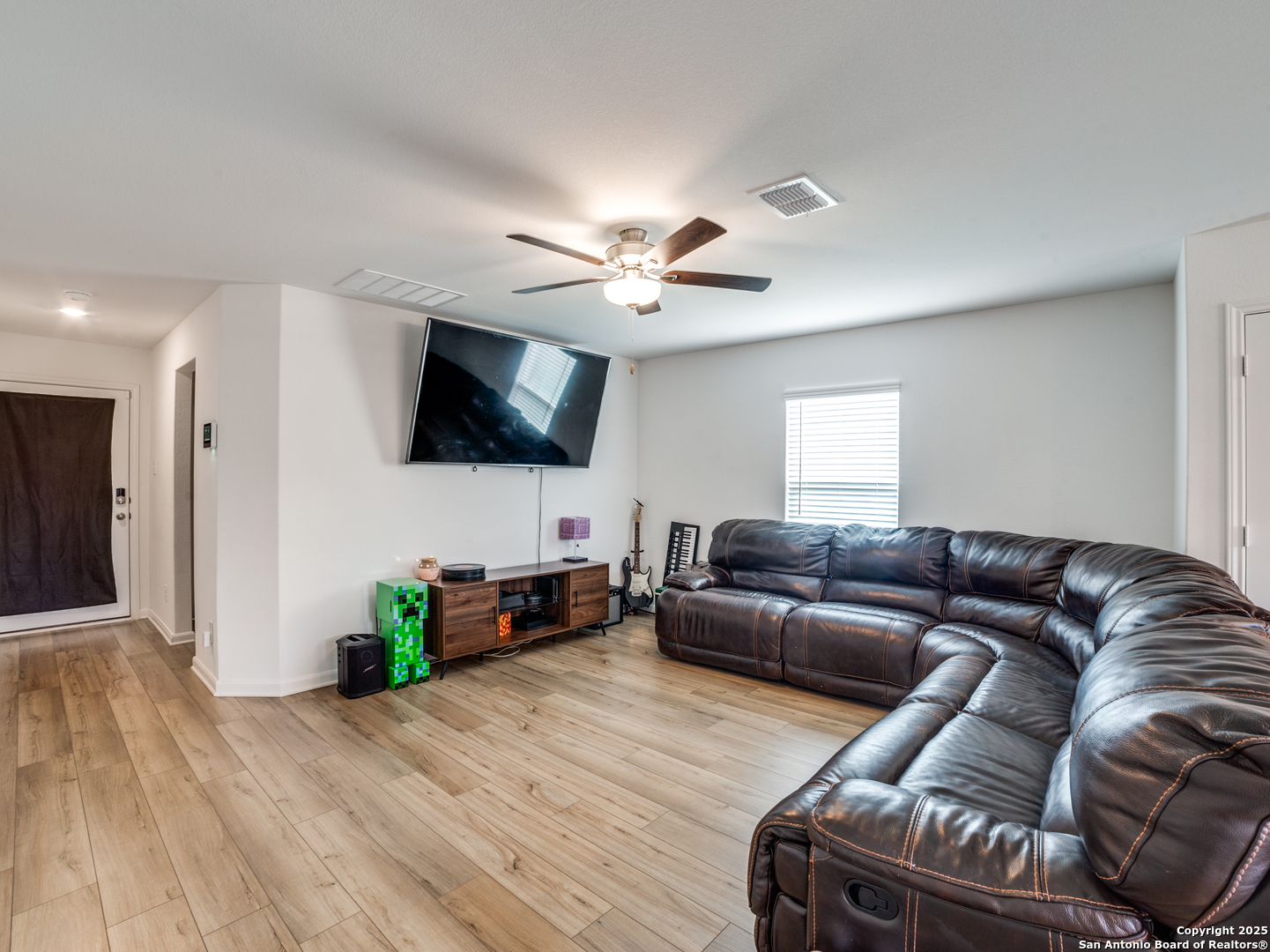 12153 Parish Divide San Antonio TX 78252