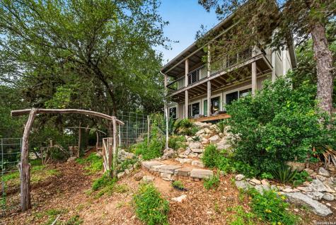 776 Grandview Circle Bandera TX 78003