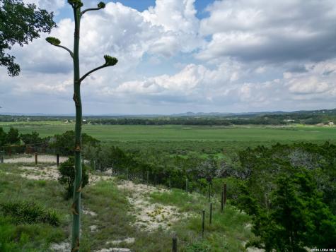 776 Grandview Circle Bandera TX 78003