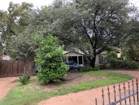 319 E Terra Alta Drive San Antonio TX 78209