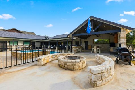 1644 Mountain Valley Concan TX 78838