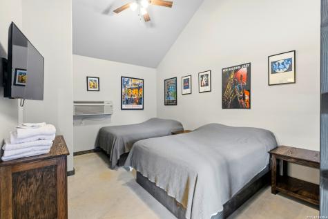 1644 Mountain Valley Concan TX 78838