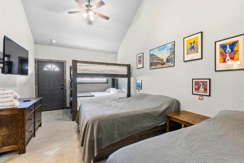 1644 Mountain Valley Concan TX 78838