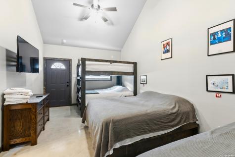 1644 Mountain Valley Concan TX 78838