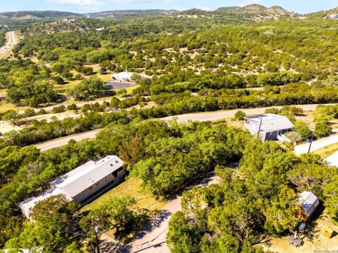 651 Rock Castle Canyon Lake TX 78133