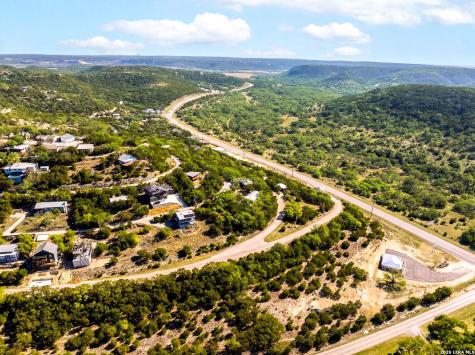 651 Rock Castle Canyon Lake TX 78133