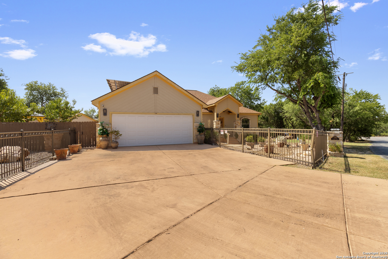 510 Twohig San Antonio TX 78220