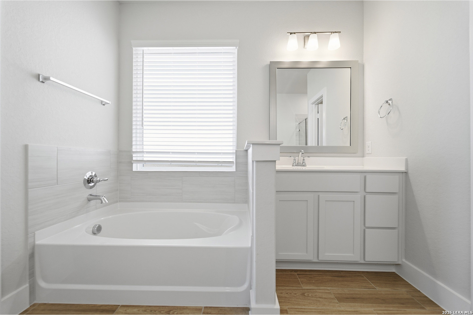 155 Hazel Way Mico TX 78066
