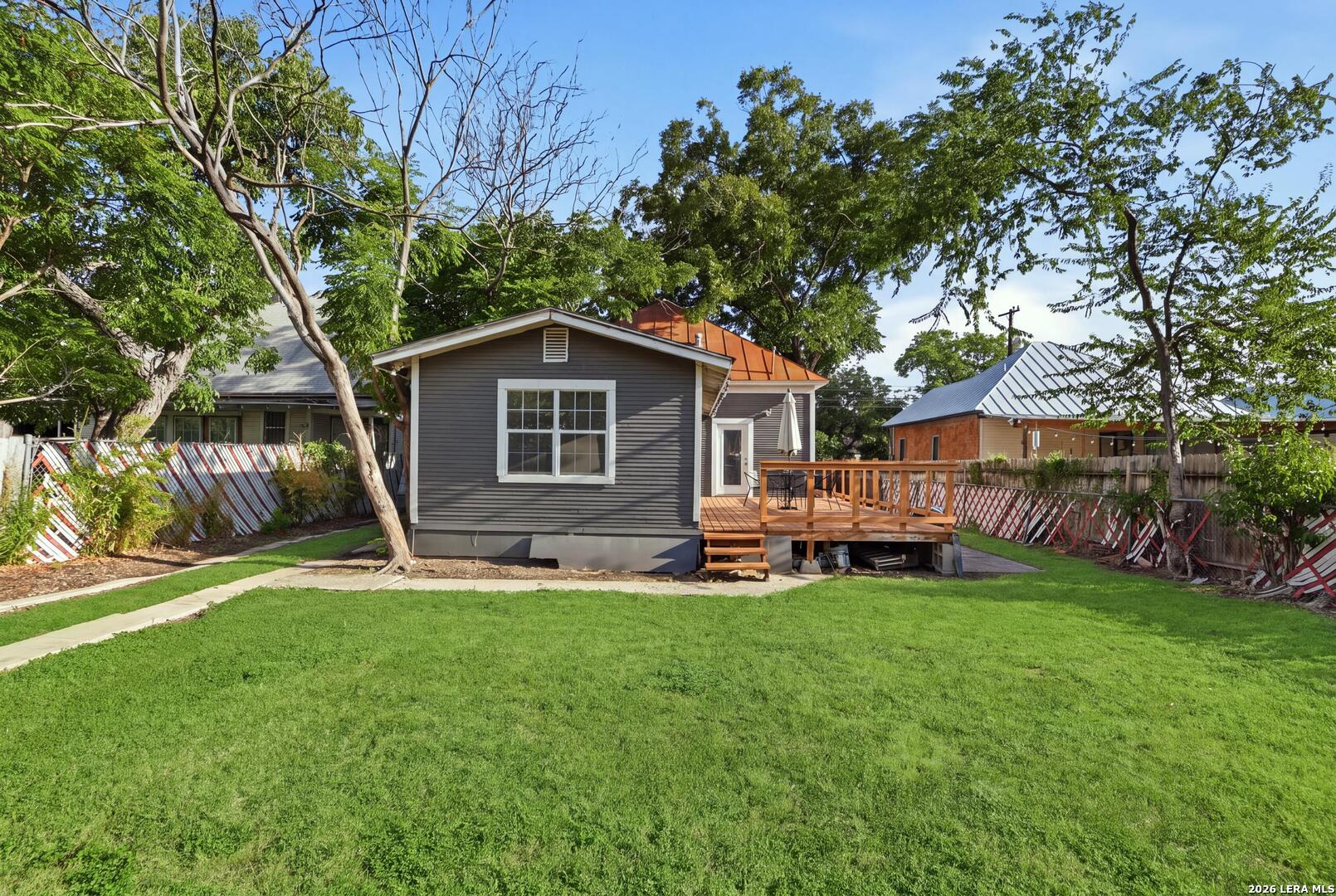 904 Hays San Antonio TX 78202