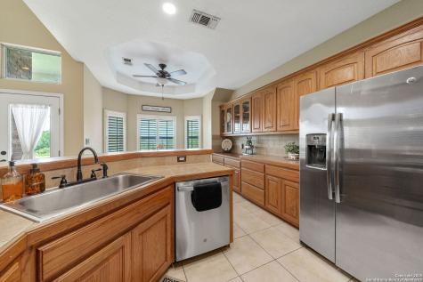 788 County Road 140 Floresville TX 78114