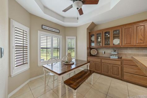 788 County Road 140 Floresville TX 78114