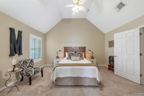 788 County Road 140 Floresville TX 78114
