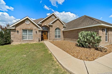 788 County Road 140 Floresville TX 78114