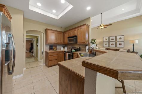 788 County Road 140 Floresville TX 78114