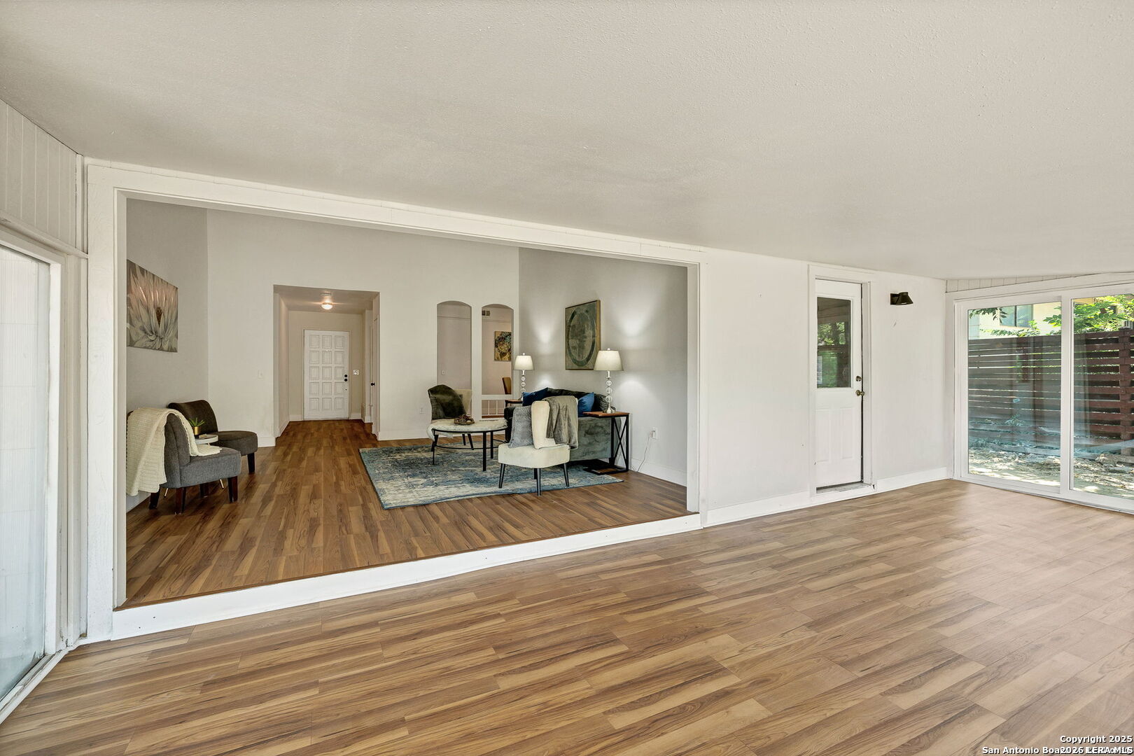 7637 Antique Oak Street Live Oak TX 78233