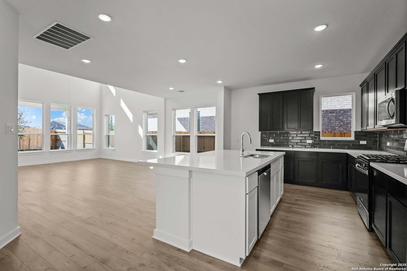 12502 Sylvanite San Antonio TX 78254