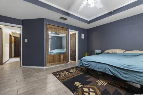 126 Woodland Drive Pleasanton TX 78064