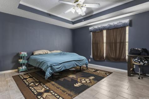 126 Woodland Drive Pleasanton TX 78064