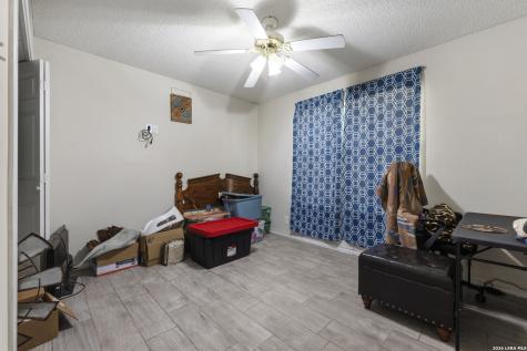126 Woodland Drive Pleasanton TX 78064