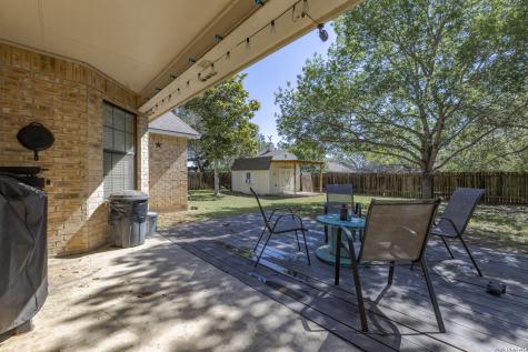 126 Woodland Drive Pleasanton TX 78064