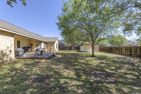 126 Woodland Drive Pleasanton TX 78064