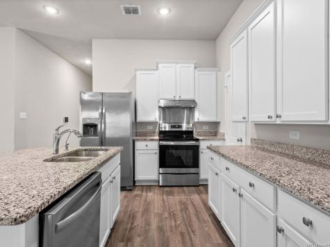3232 Field Thistle New Braunfels TX 78130