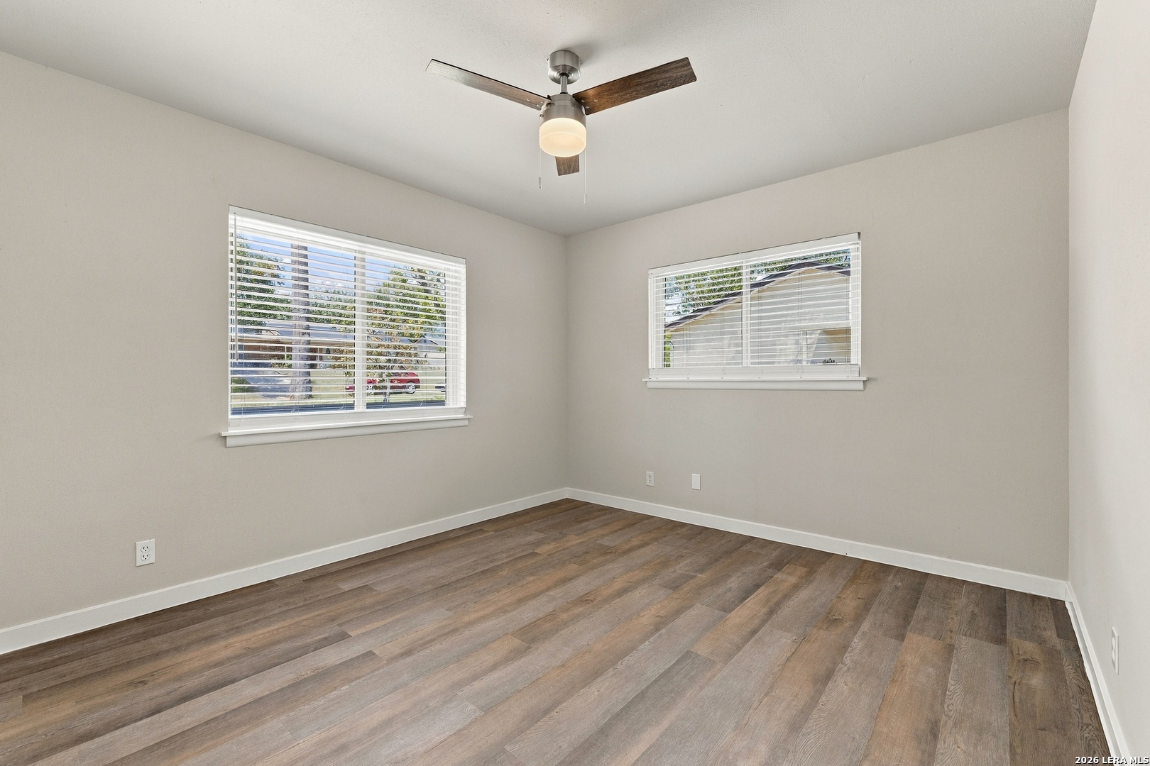 106 Woodview Drive Live Oak TX 78233