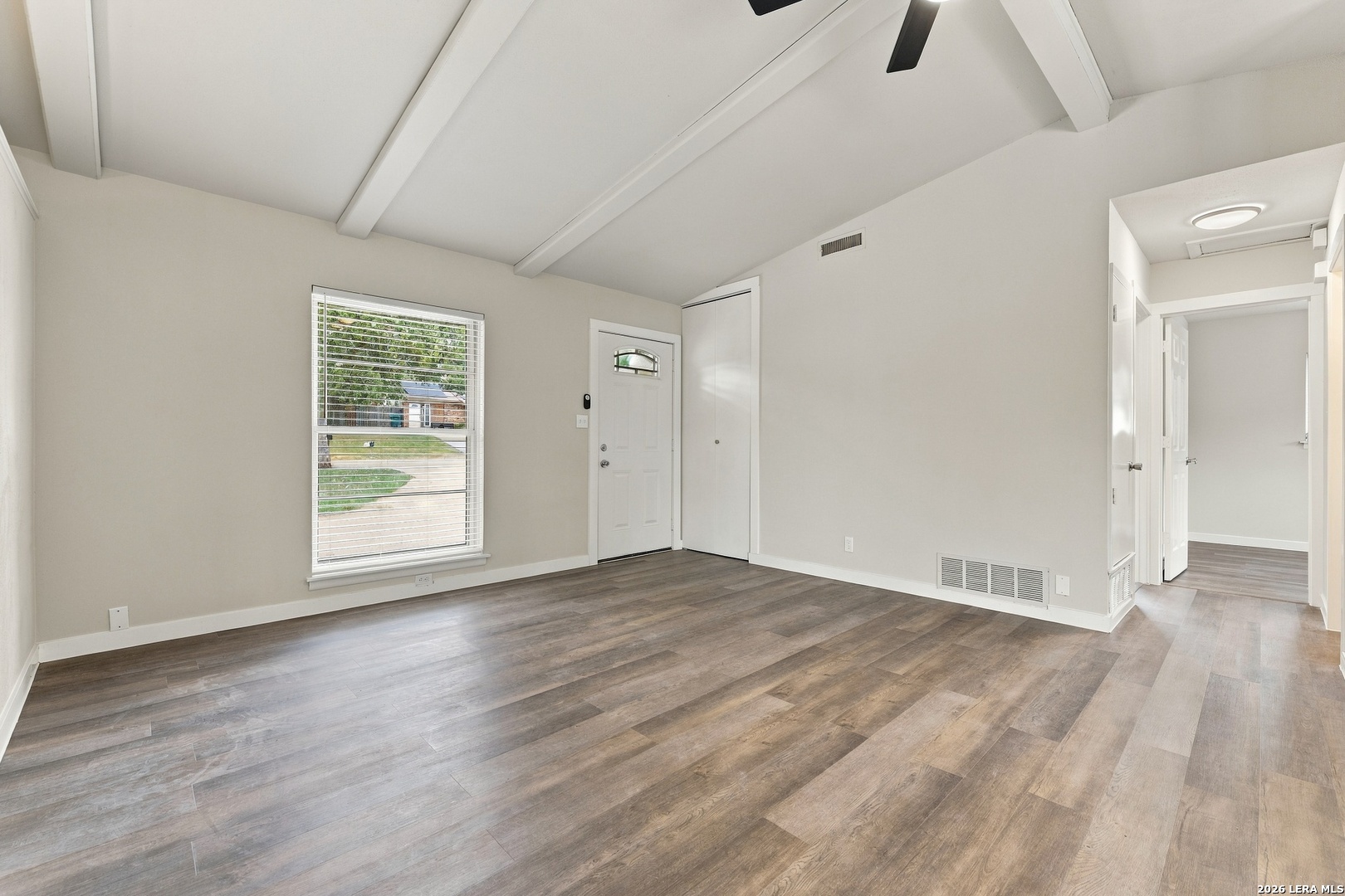 106 Woodview Drive Live Oak TX 78233