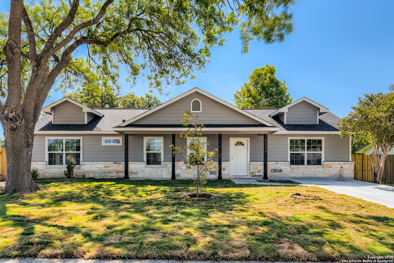 5134 Guinevere Drive San Antonio TX 78218