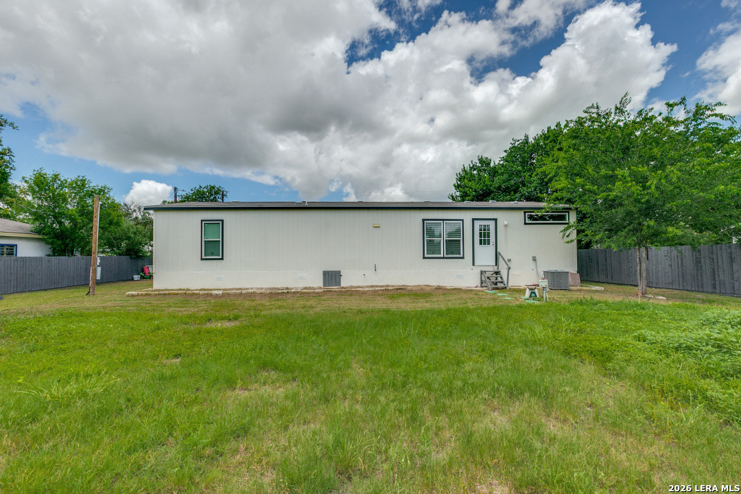 7030 Calle Briseno San Antonio TX 78252