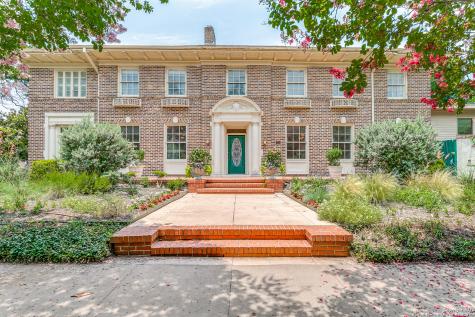 1301 Belknap Place San Antonio TX 78212