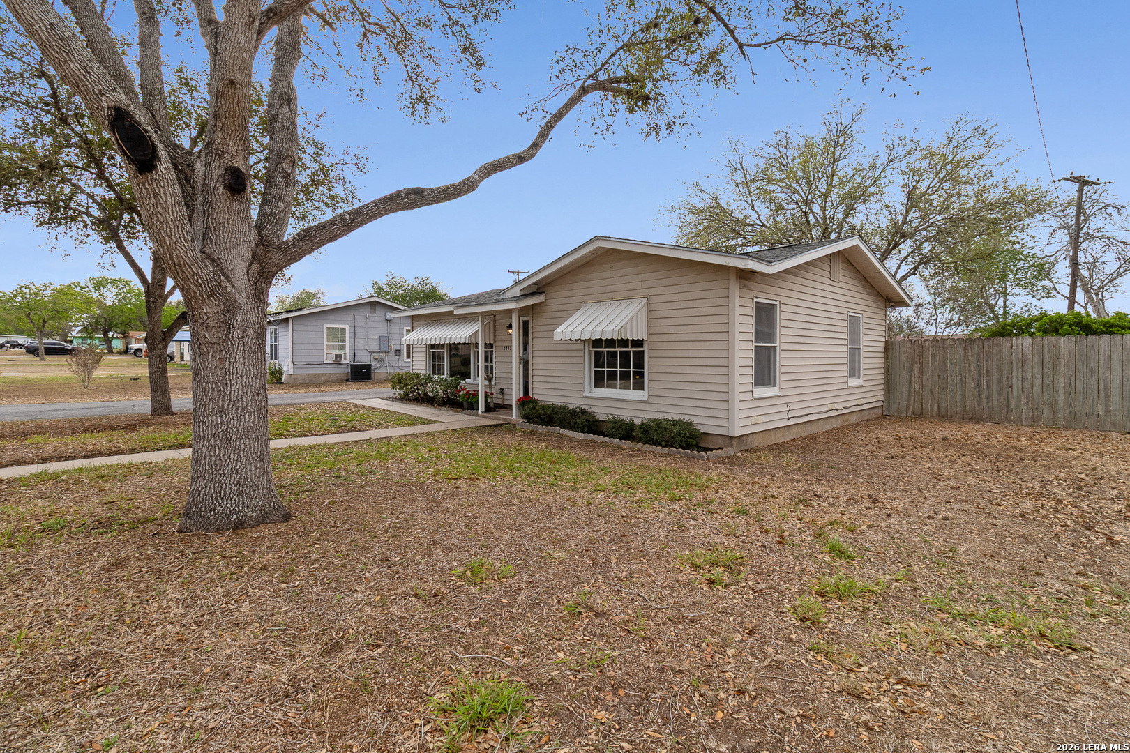 1411 E Corpus Christi Street Beeville TX 78102